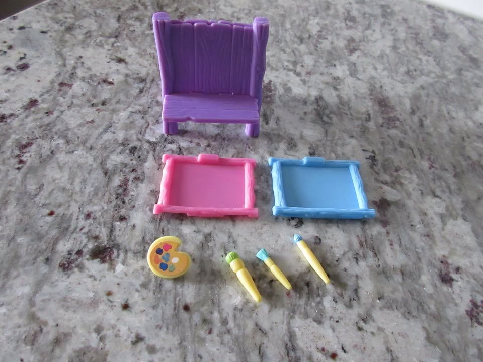 1990's Flocked Winnie the Pooh Characters & Accessories - photo 2