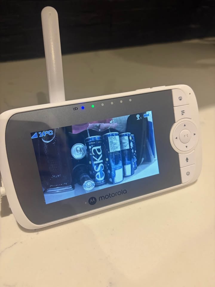 Motorola VM64 Baby Monitor - photo 3