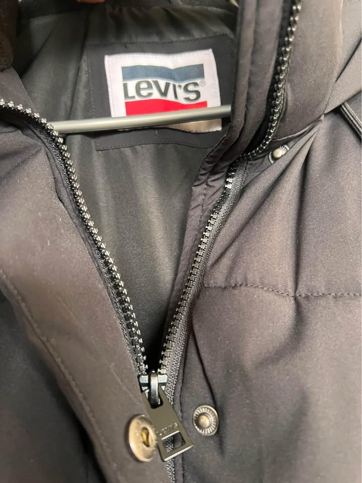 Levis Jacket Size M/L - photo 2