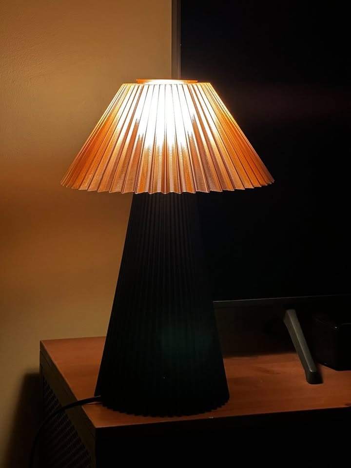 Table Lamp Pleated Spire - photo 3