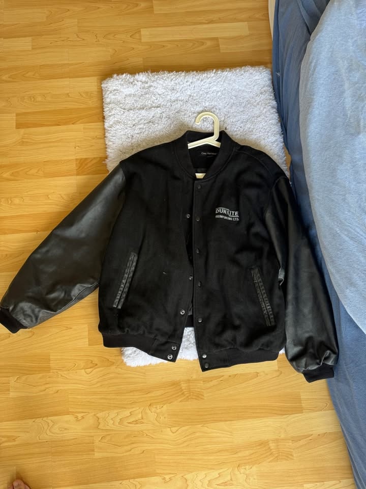 Oversized Leather/Letterman Jacket XL - photo 2