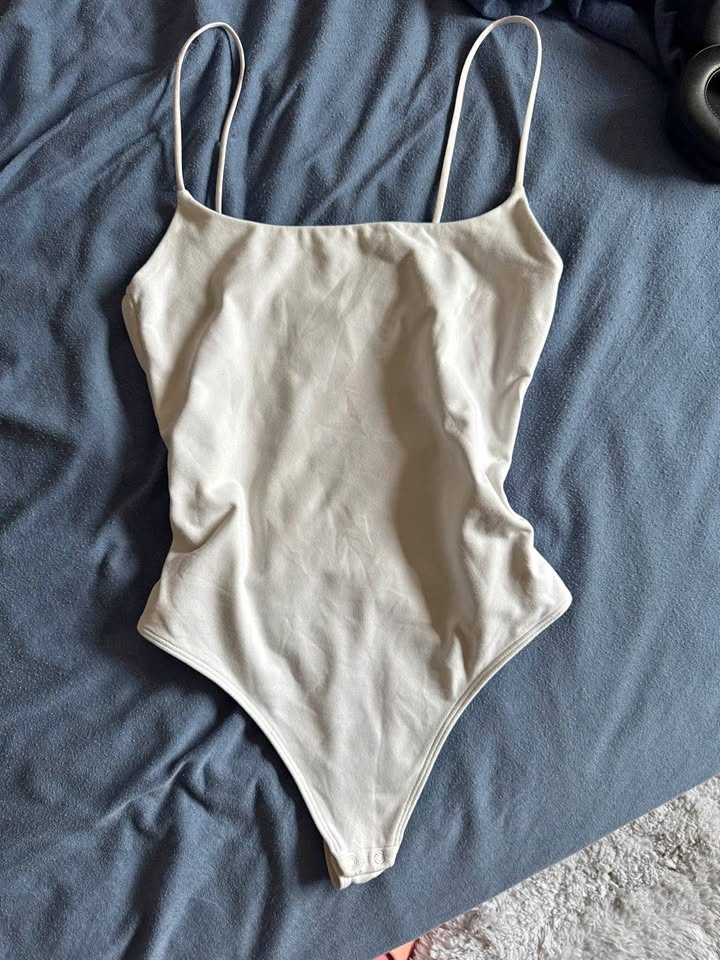 Aritzia Original Contour Cami Bodysuit - Size S