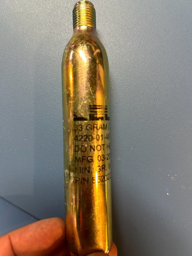Sealed Threaded CO2 Cartridges - photo 2