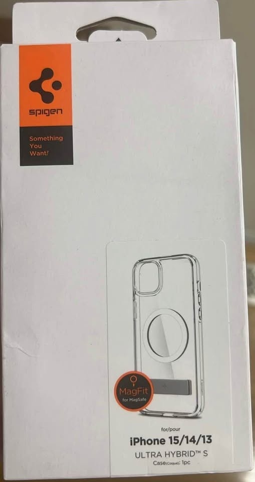 Spigen MagSafe Case for iPhone 15, 14, 13 - Crystal Clear - photo 5