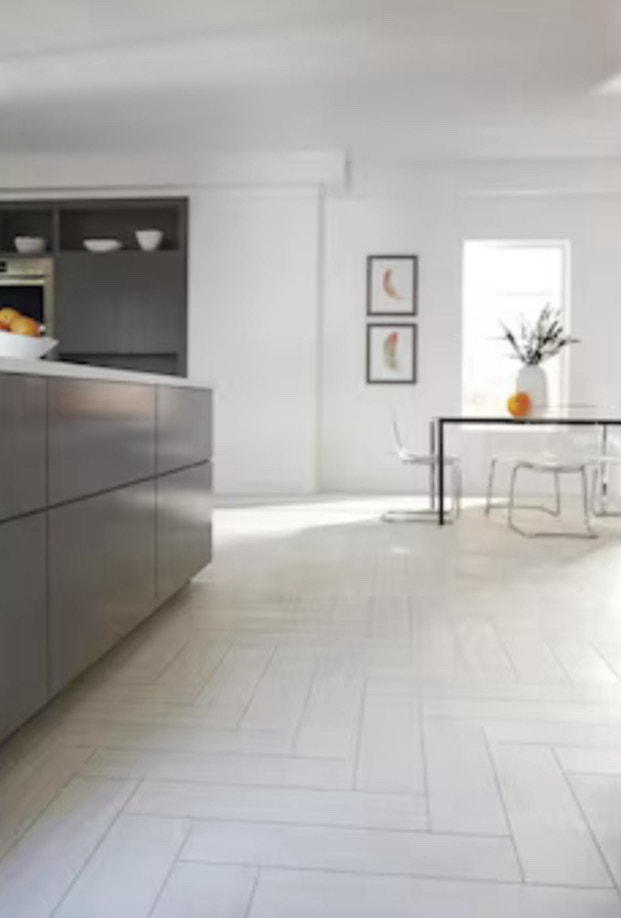 STAINMASTER White Waza Stone Look Vinyl Flooring - photo 4