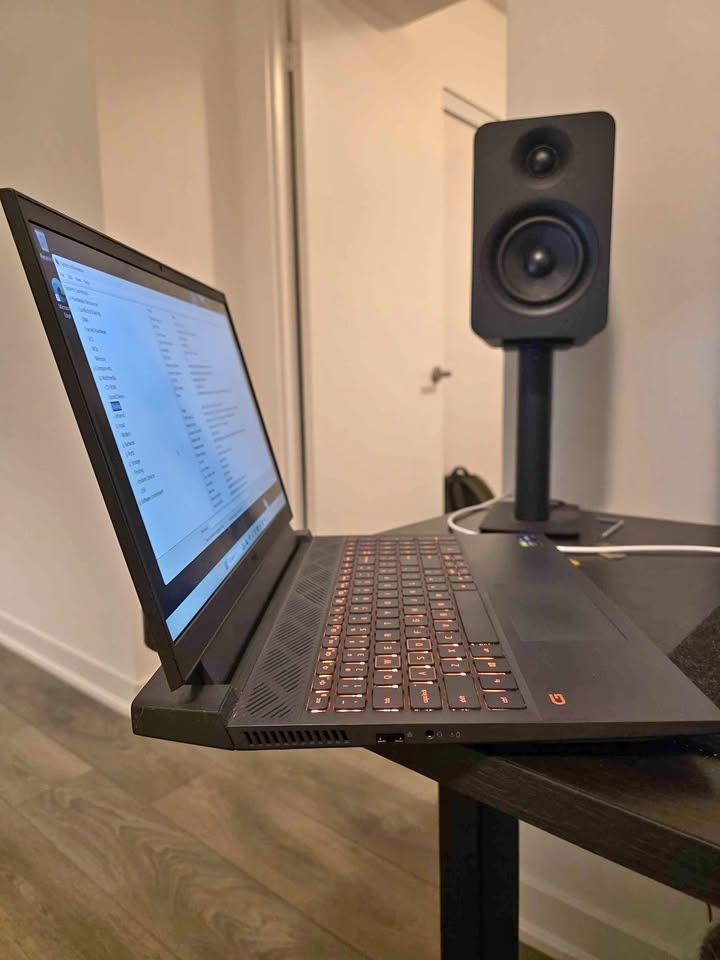 Dell G15 5511 Gaming Laptop RTX 3050Ti i5 8GB RAM 512GB SSD