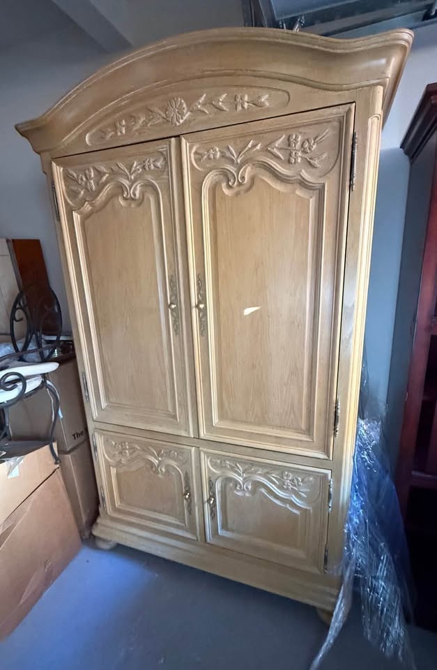 Vintage 80s Century Furniture Solid Wood Armoire - photo 4