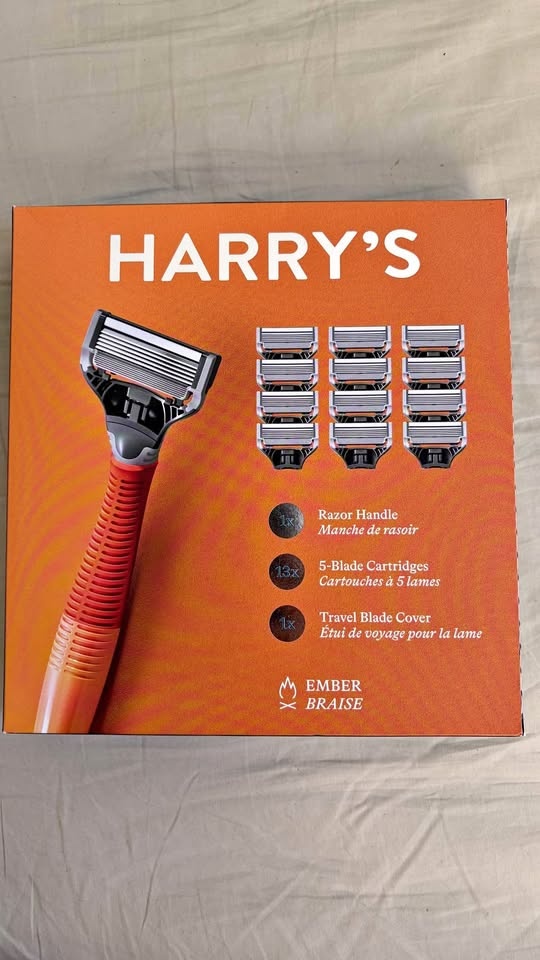 Harry's Razor Handle + 13 Cartridges