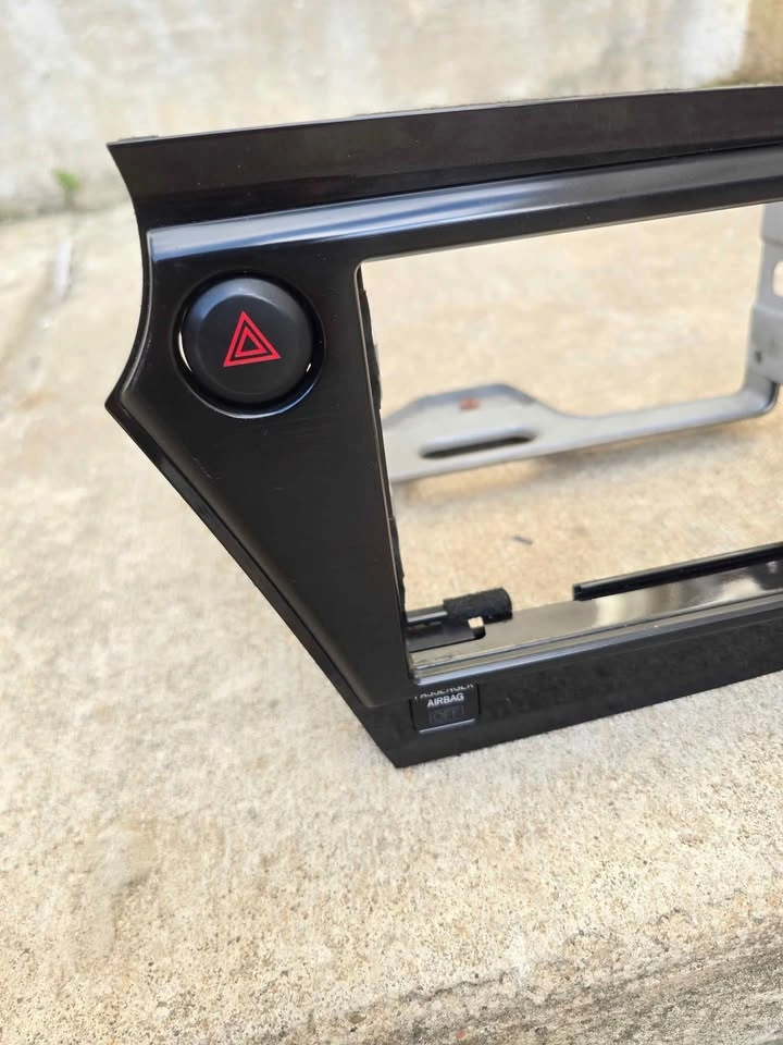 Honda Insight 2012-2014 Radio Frame Panel - Black - photo 4