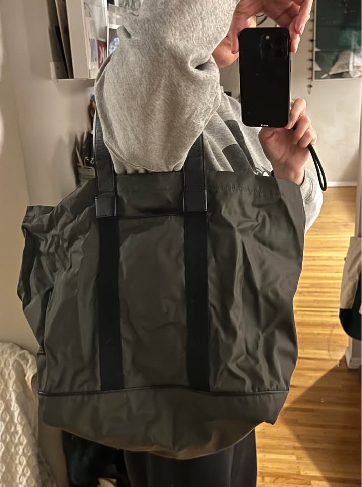 Shopper bag by Community Aritzia - photo 4