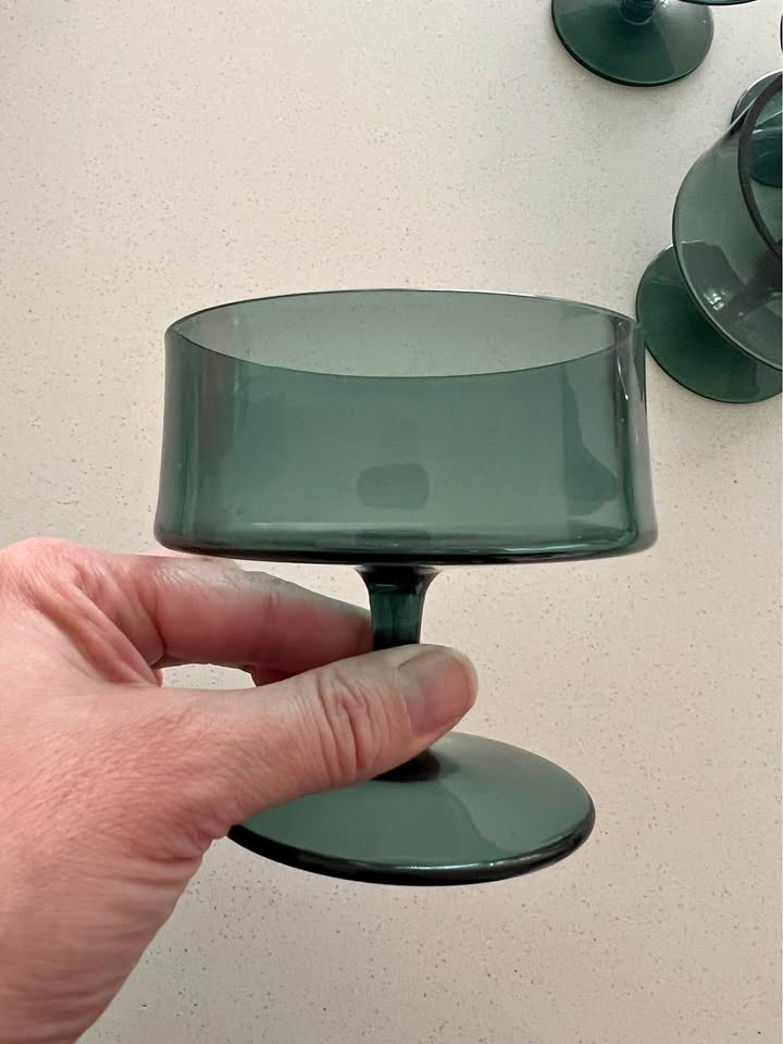 Set of 4 Smokey Green Coupe Glasses