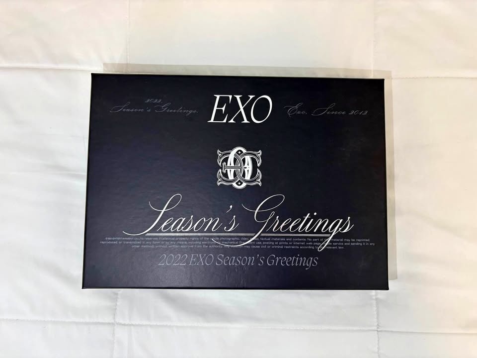 EXO Season’s Greetings 2022
