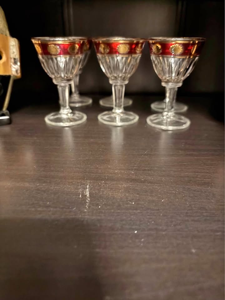 Set of 6 Vintage Red & Gold Rim Cordial Glasses