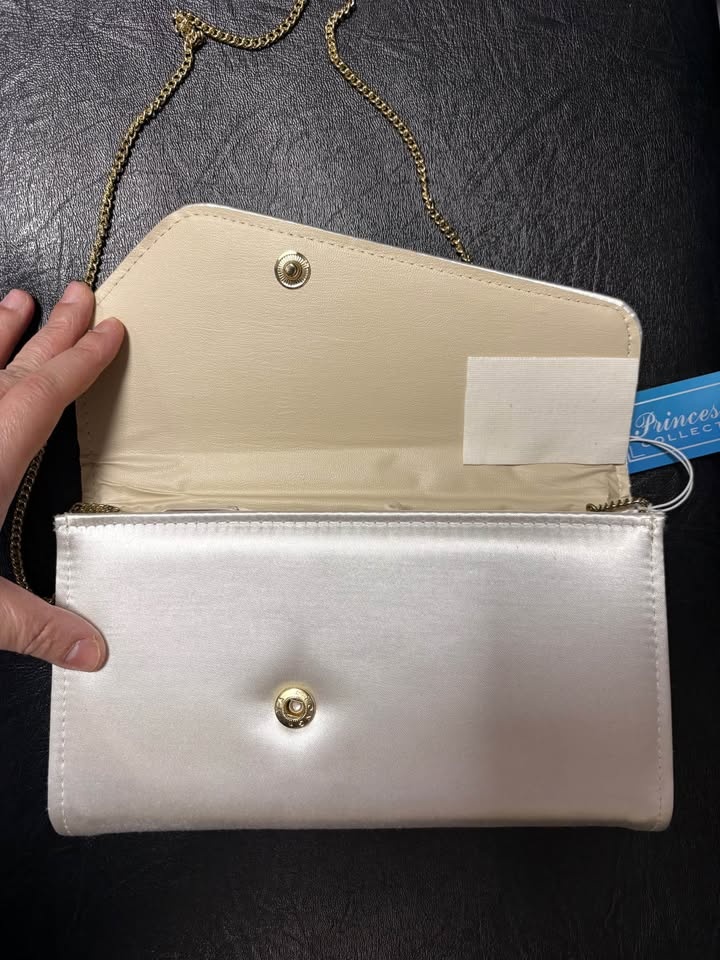 New Cream Satin Purse / Clutch Bag - photo 2