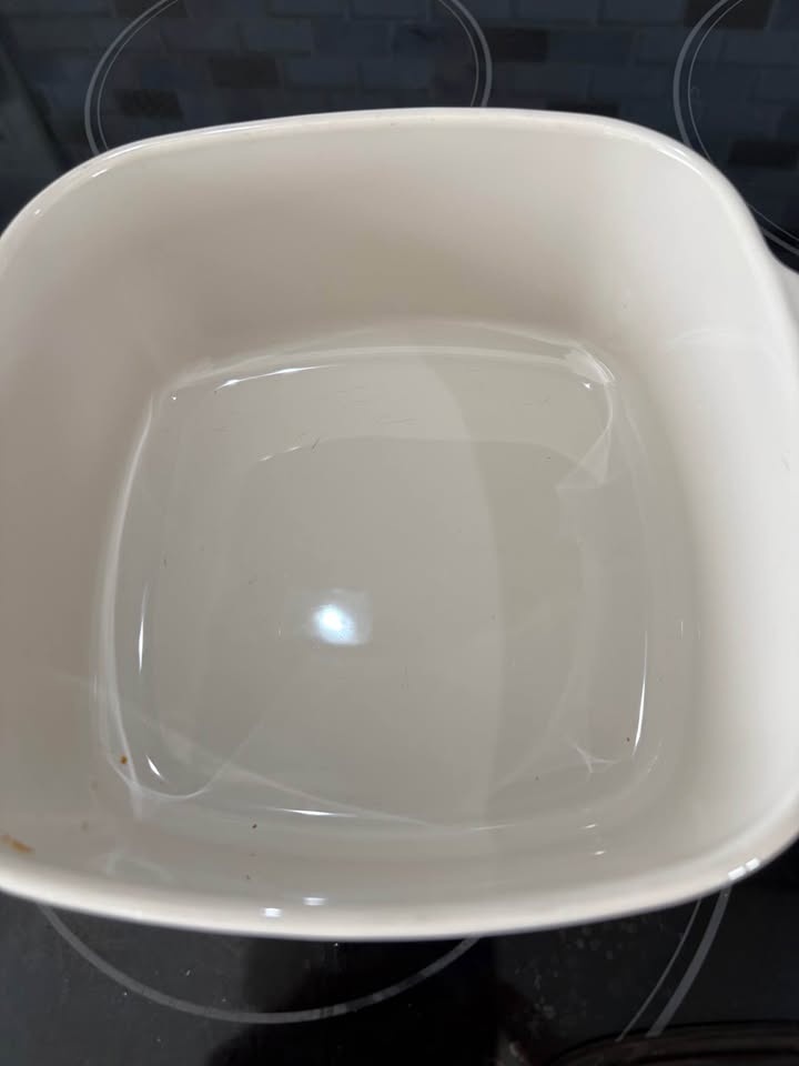 2 CorningWare Fruit Basket Casserole Dish with Lid - photo 3