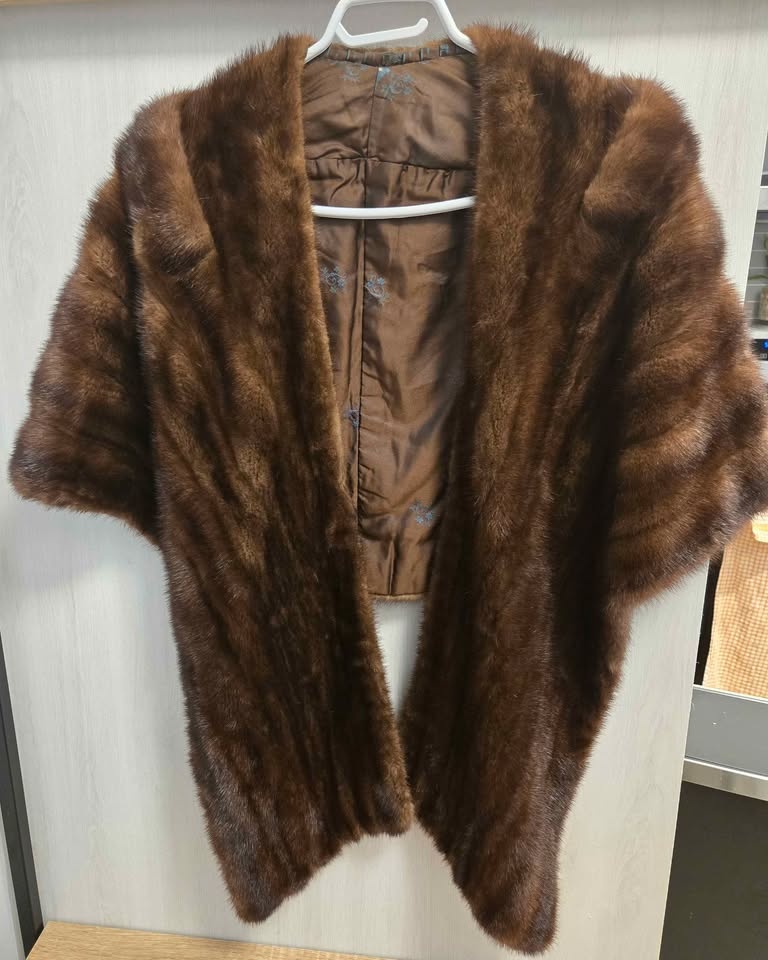 Vintage Schumacher Genuine Mink Fur Cape Wrap Stole - Old Hollyw - photo 5