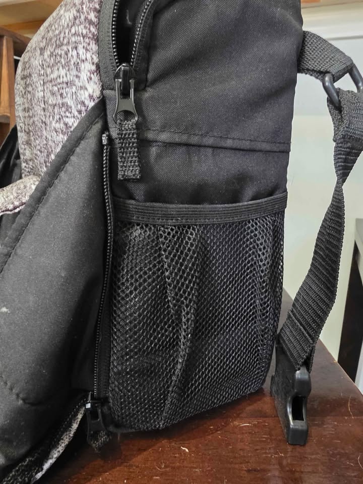 🧡 2 IN 1 Booster Seat and Baby Bag - photo 4