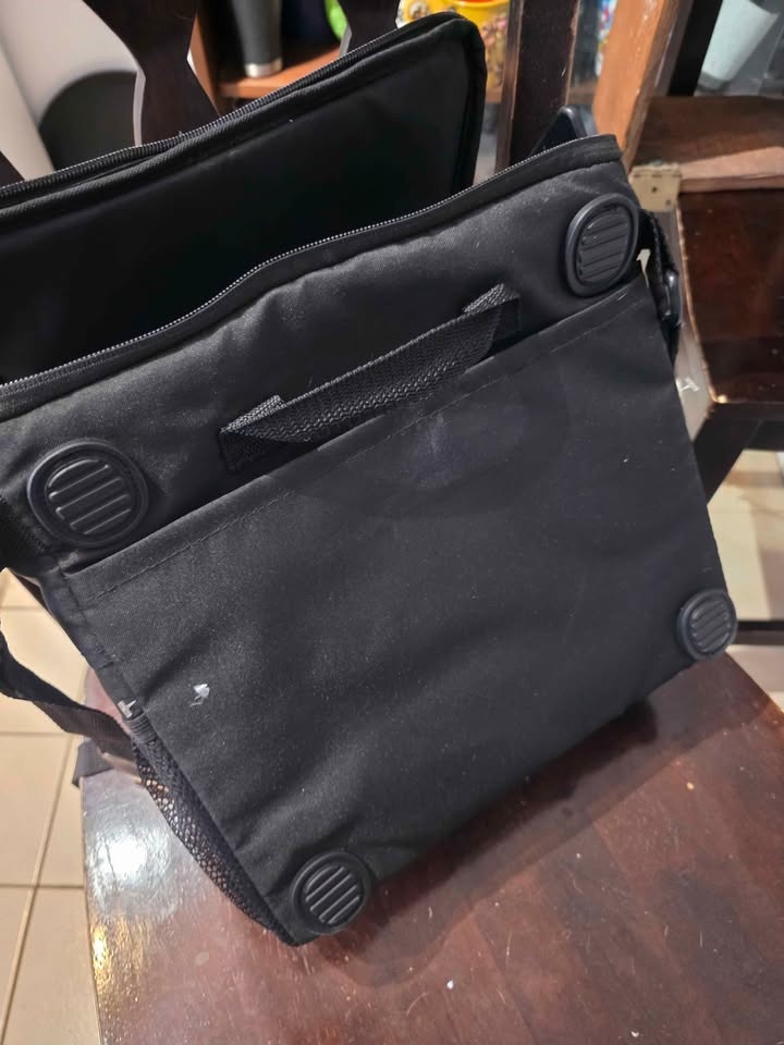🧡 2 IN 1 Booster Seat and Baby Bag - photo 5