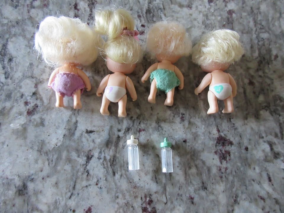 Vintage 1990's Quints Dolls - 10 Total - photo 4