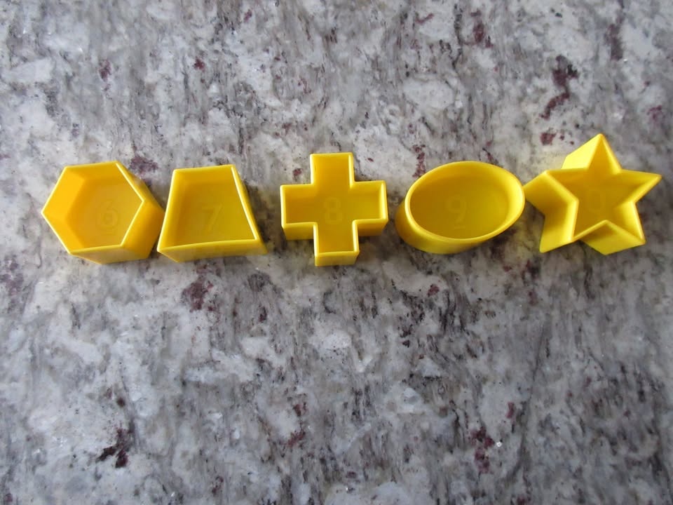 Vintage Tupperware Shape-O Toy Shape Replacements - Shapes Only - photo 5