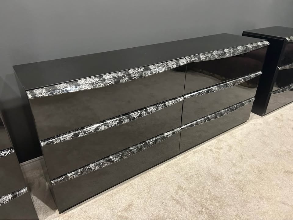 Black Glossy Dressers and Nightstands - photo 2