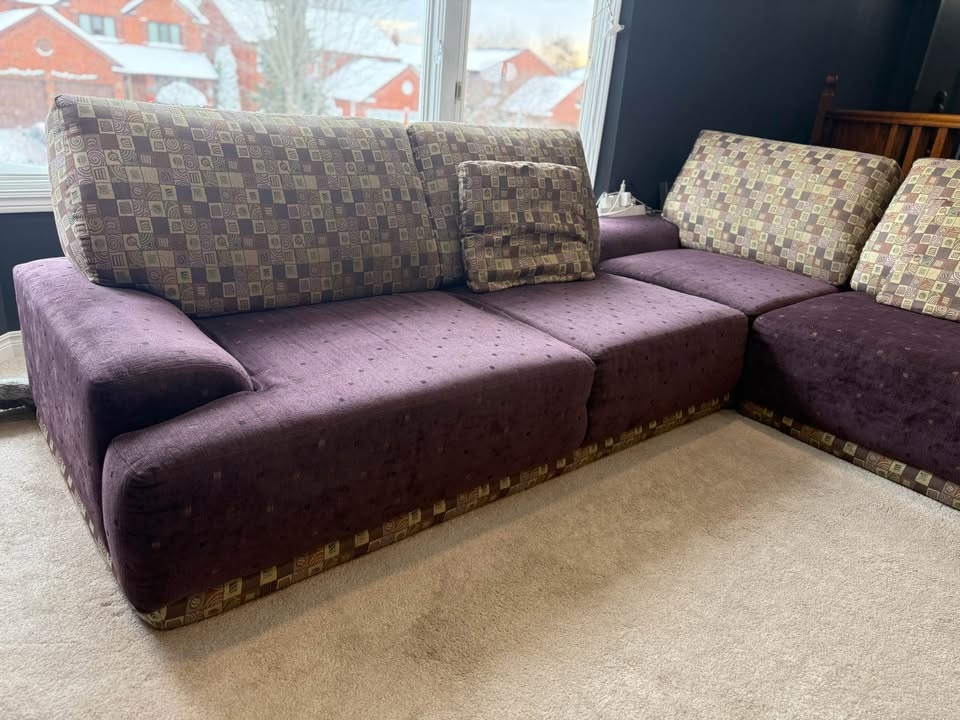 Living room Couch - photo 3