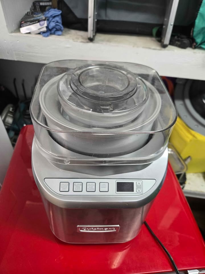 Cuisinart Ice Cream Maker Machine ICE-70C - $100 - photo 2