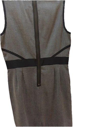 Tahari Arthur S. Levine Women's Sleeveless Dress Size 10 - photo 2