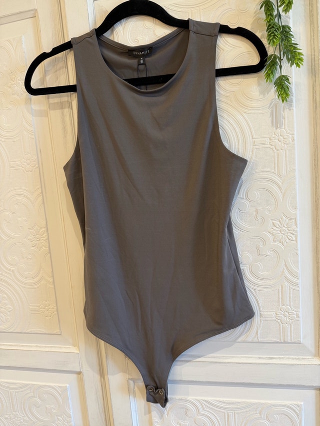 Dynamite Grey Bodysuit New - photo 4