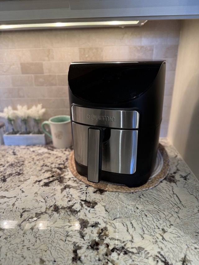 Gourmia Air Fryer 6.7L / 7QT GAF798