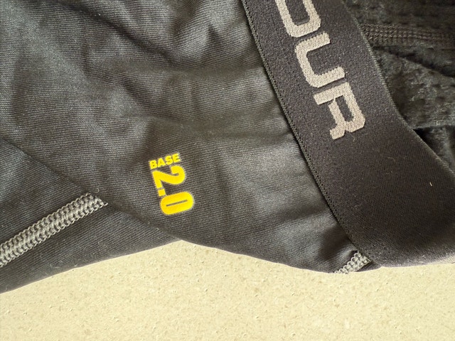 Under Armour Base 2.0 Leggings - Size Small - photo 4