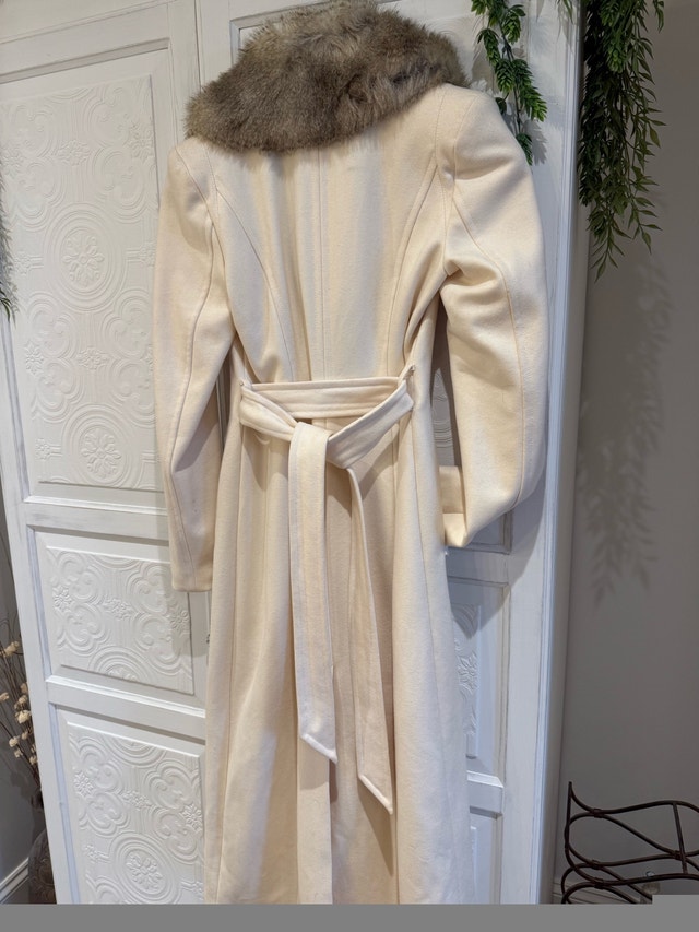 Bebe Coat - Size Small - photo 2