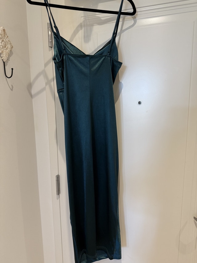 Emerald Green Satin Dress - photo 2