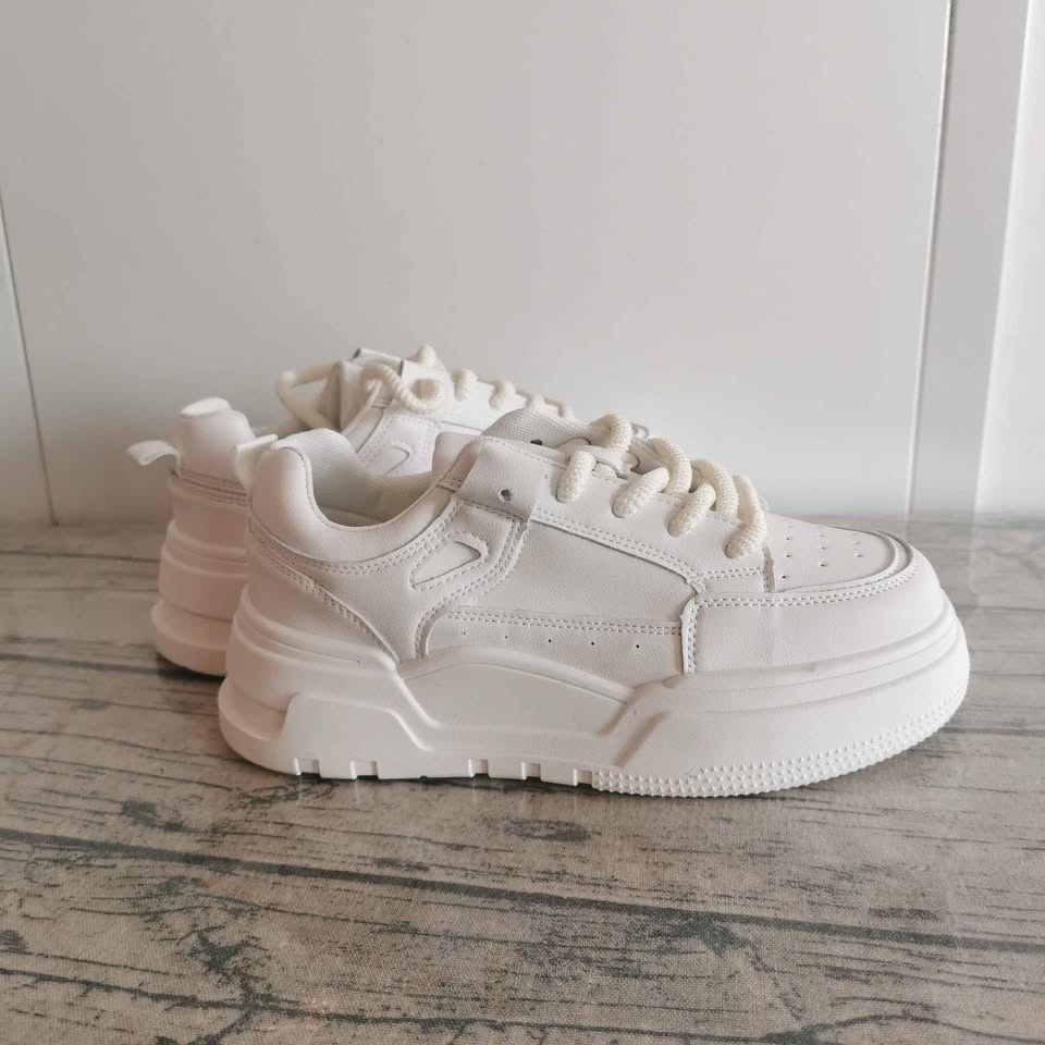 Brand New Leather Platform Sneakers - size 8 - photo 4