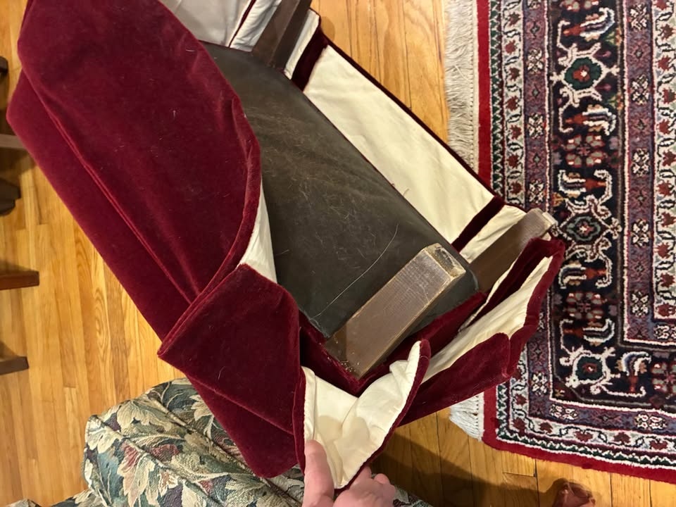 Vintage ottoman with down cushion - photo 3
