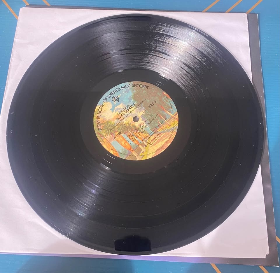 Black Sabbath - Sabotage Vinyl LP 2011 Rhino NM - photo 3