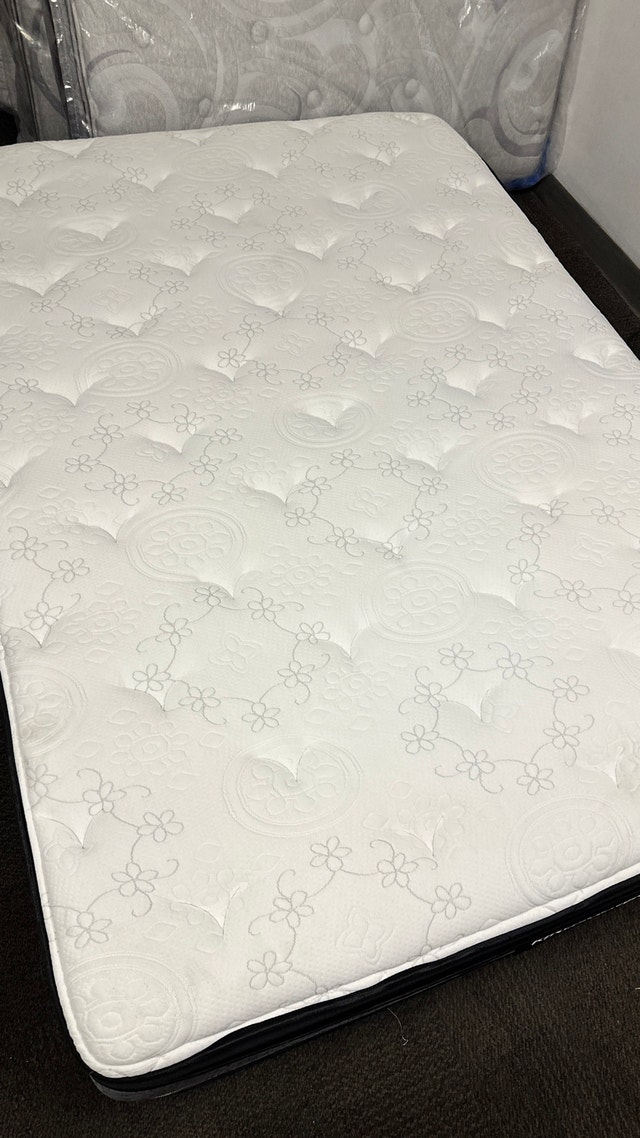 Kingsdown Handcrafted 1904 Double Mattress