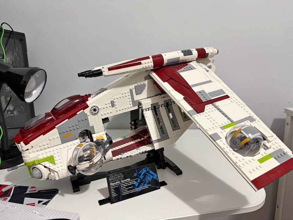 LEGO Star Wars UCS Republic Gunship Lego 75309