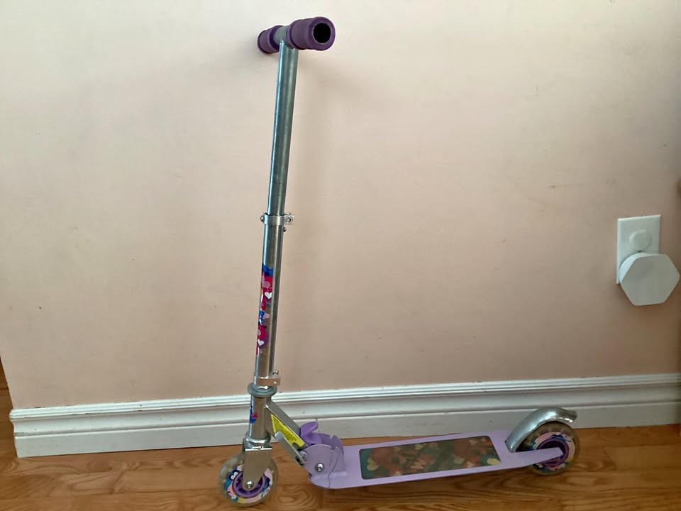 Girls scooter 25” to 29”