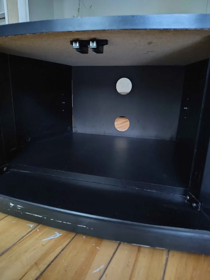 TV Stand With Glass Doors image indicator(2)