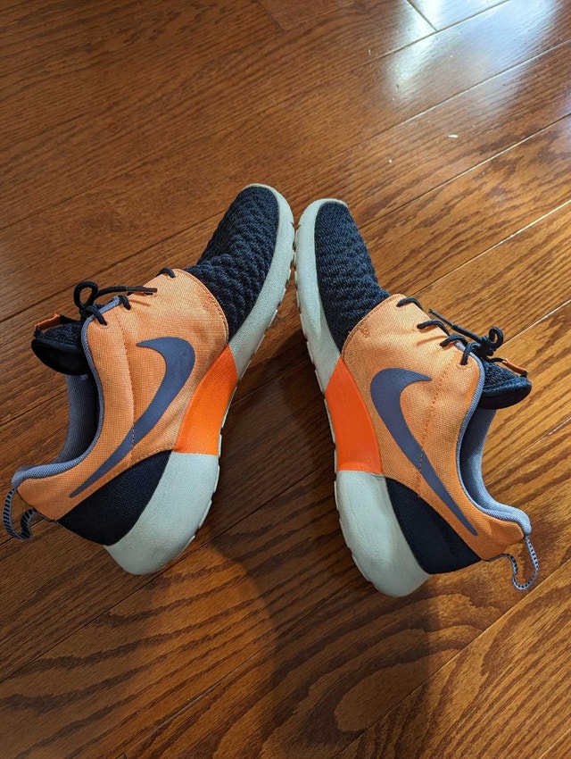 Nike Roshe Run Premium - Dark Obsidian - Atomic Orange - photo 2