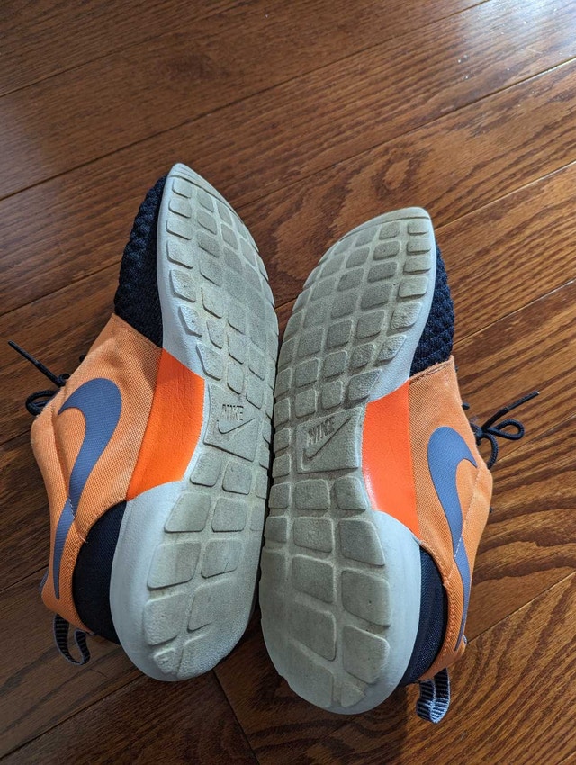 Nike Roshe Run Premium - Dark Obsidian - Atomic Orange - photo 5