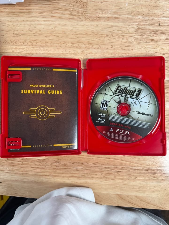 [CIB] Fallout 3 (GOTY Greatest Hits) - PS3 - photo 3