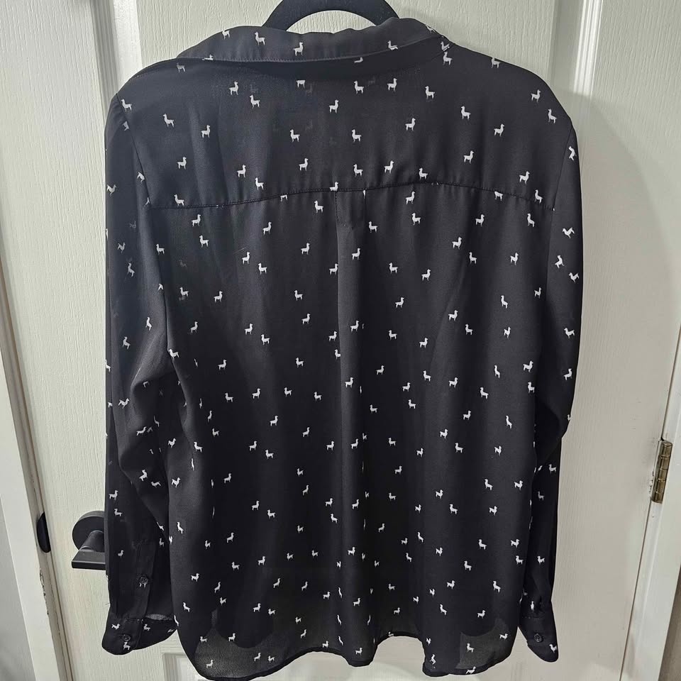 Banana Republic Llama Print Blouse - Size Large - photo 2