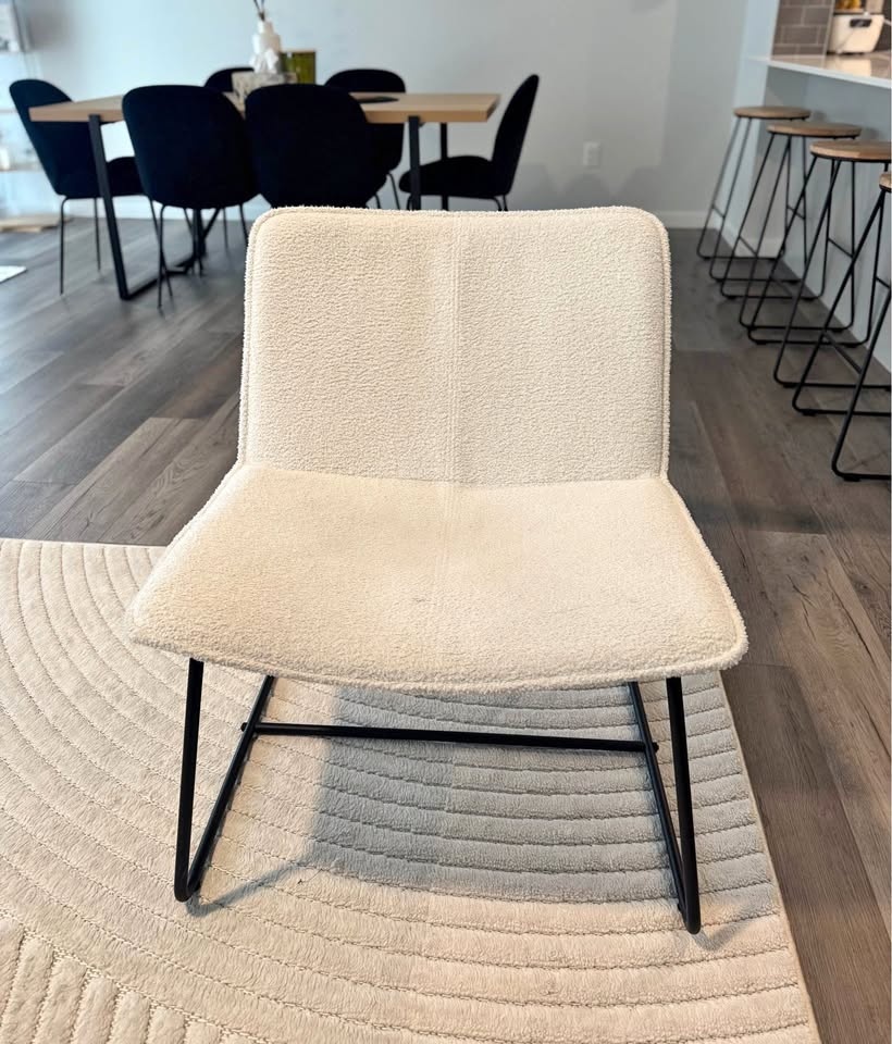 White Lounge Accent Chair