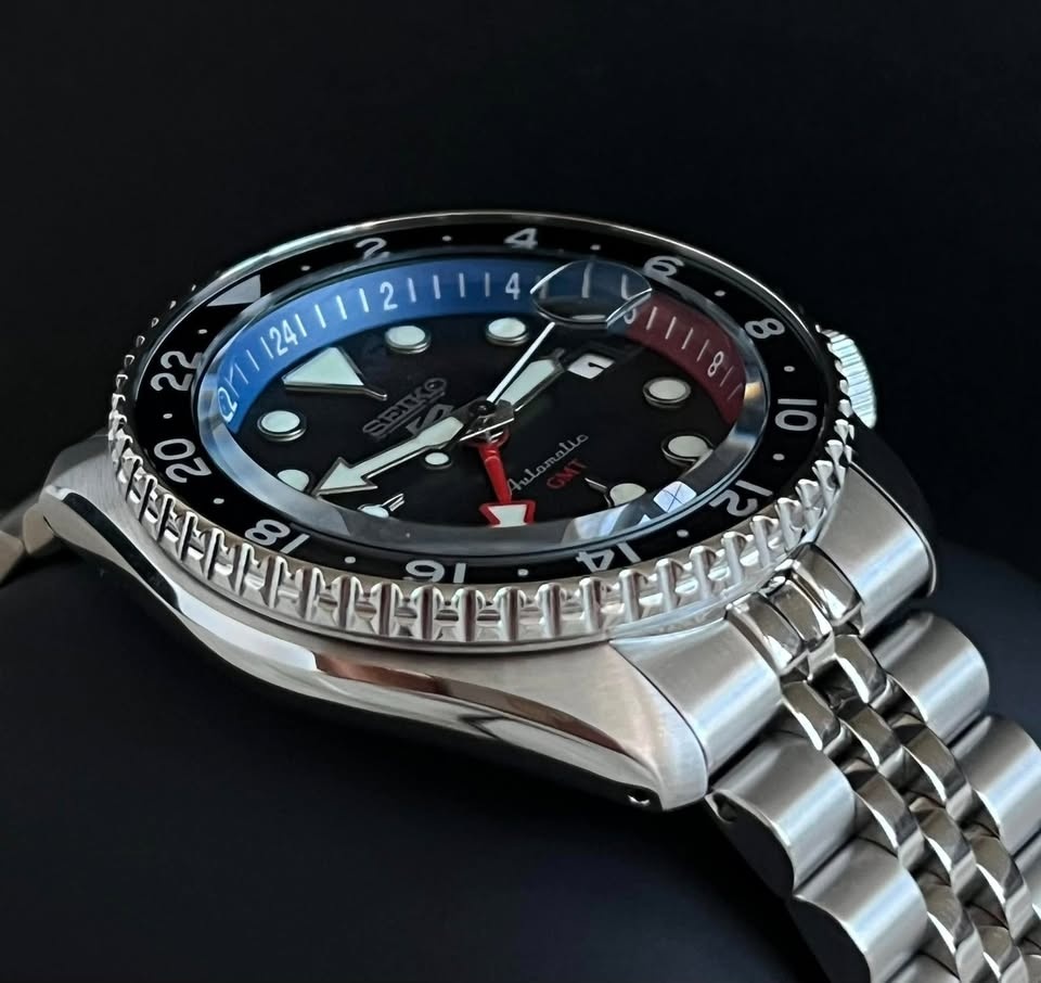 Seiko Men's 5 Sports GMT Automatic Watch (SSK019K1) - photo 2
