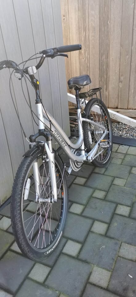 Like New Trek Navigator 3.0 - photo 2