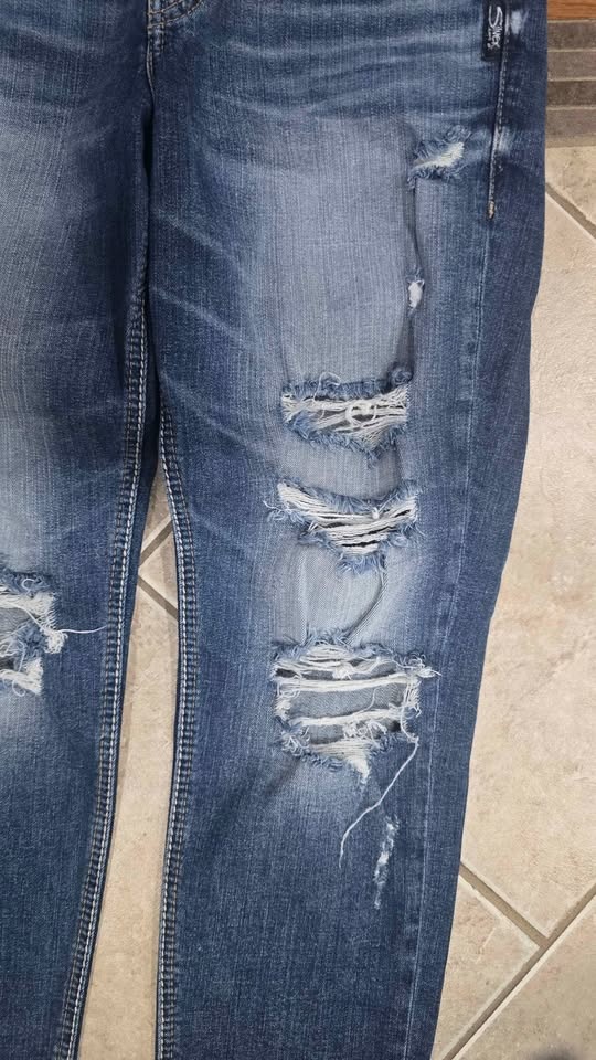 Silver Jeans Ripped Distressed Raw Hem W39/L25 - photo 4