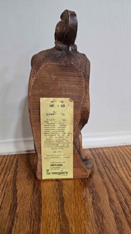 Hawaiian King Kamehameha I Statue Figure - photo 5