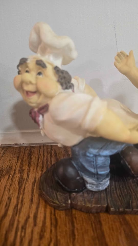 Two Happy Chef Figurine - photo 2